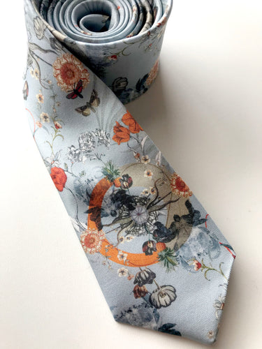 SAMPLE SALE: Pale blue ‘Evolution ‘ silk tie