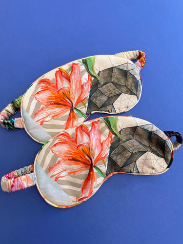 SAMPLE SALE: Petal silk Eyemask