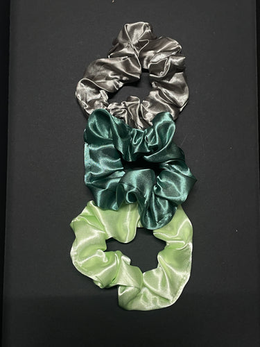 SAMPLE SALE: Set of three colourful scrunchies